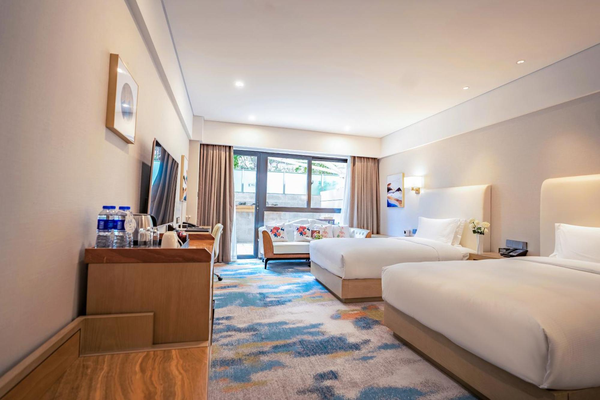 Hilton Lijiang Hotel Lijiang  Exterior photo