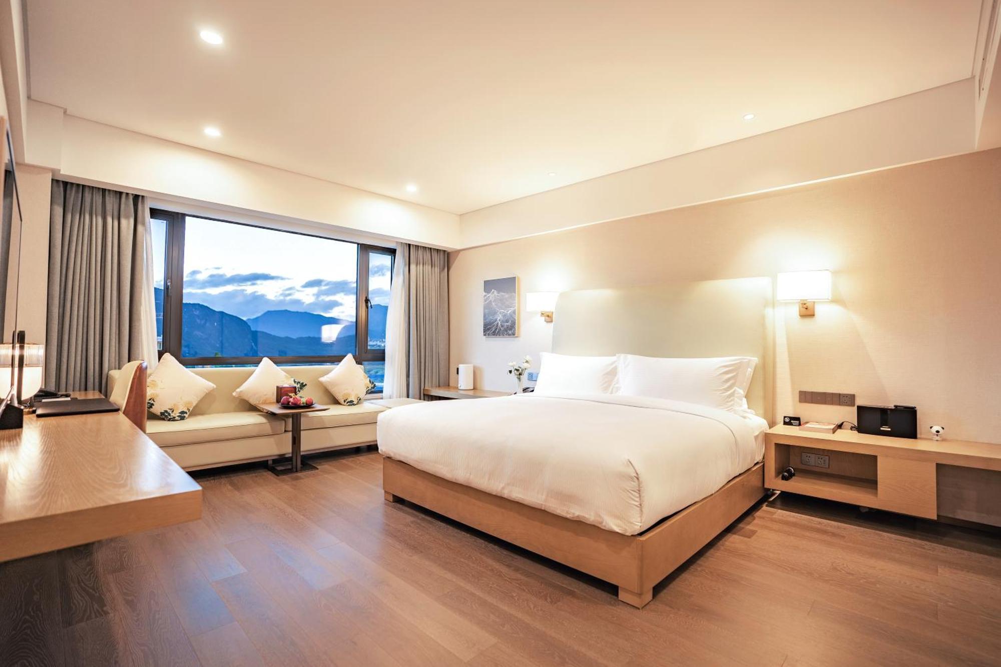Hilton Lijiang Hotel Lijiang  Exterior photo