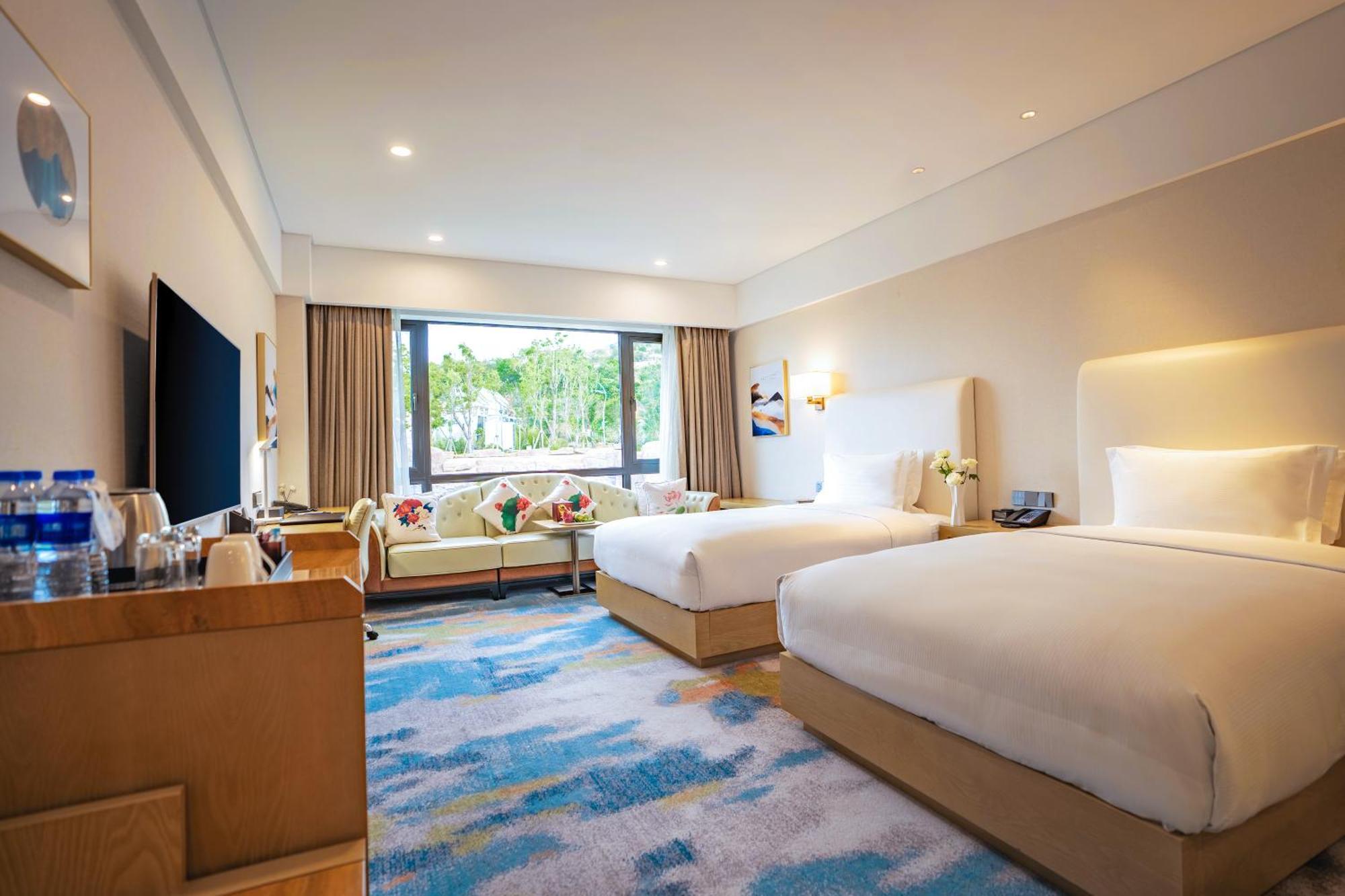 Hilton Lijiang Hotel Lijiang  Exterior photo